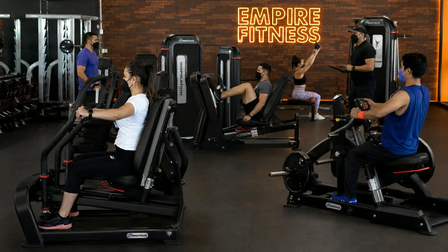 Visual de campaña de Empire Fitness Lomas de Angelópolis